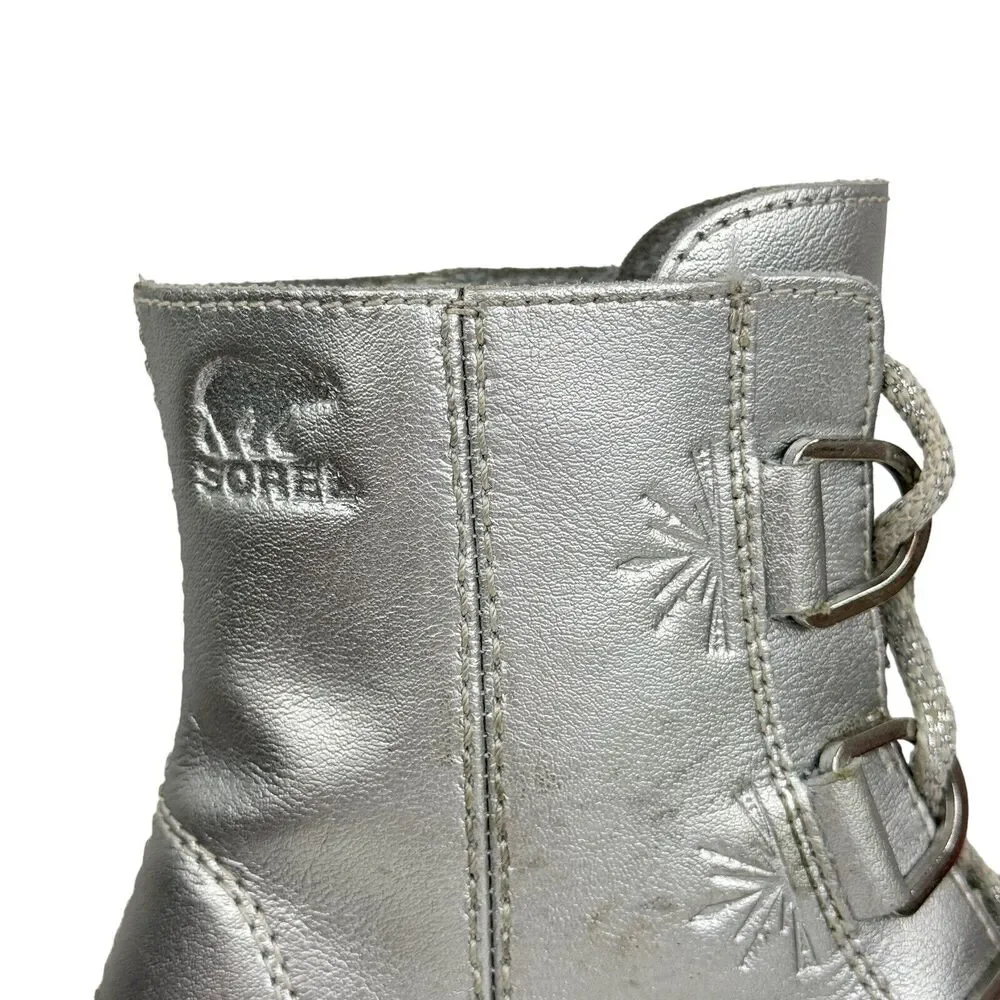Sorel Disney Frozen Joan Of Arctic 2 Leather Wedge Boots Youth Big Girl 3 Silver